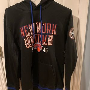 Mens S New York Knicks NBA Black Sweatshirt